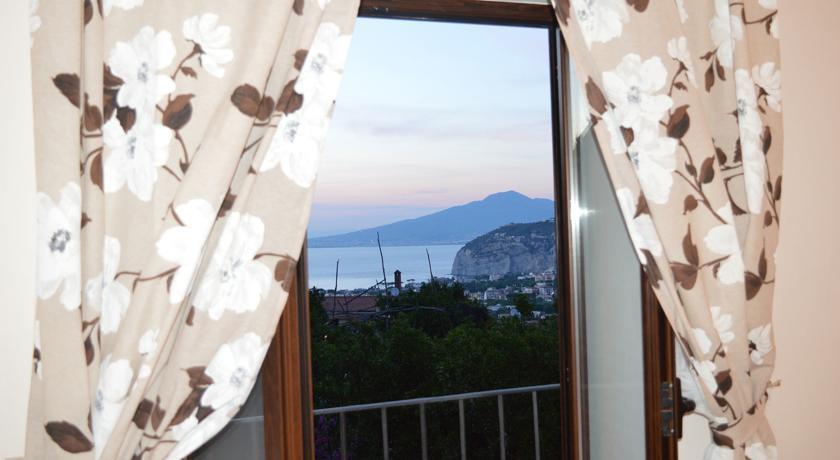 Patrizia Casa Vacanze Sant'Agnello Eksteriør billede